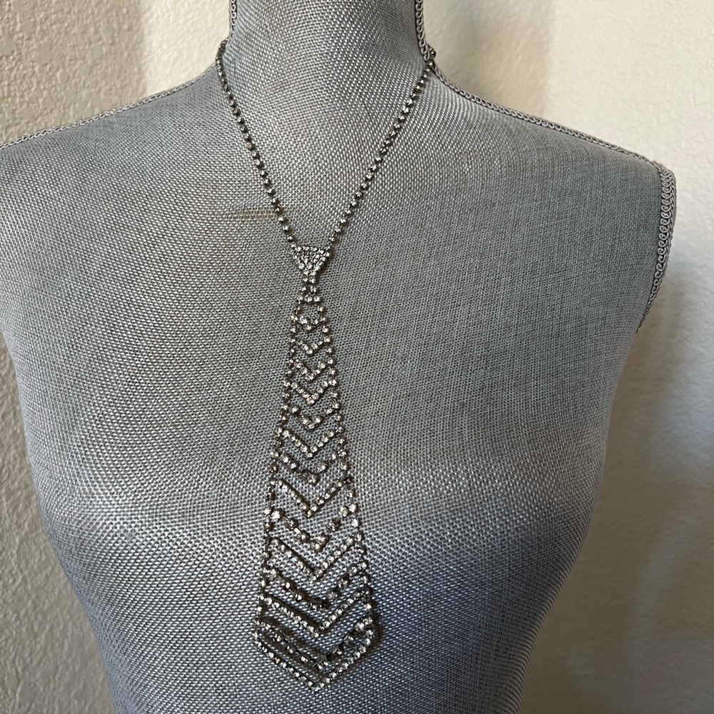 Elegant Silver Necklace